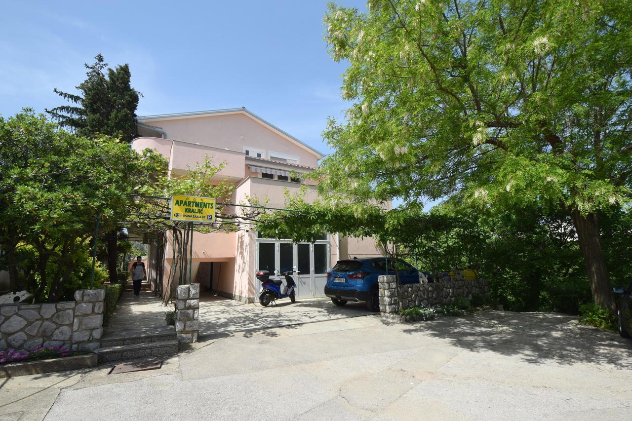 Apartments Kraljic Krk Town Luaran gambar