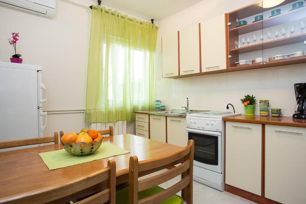 Apartments Kraljic Krk Town Luaran gambar